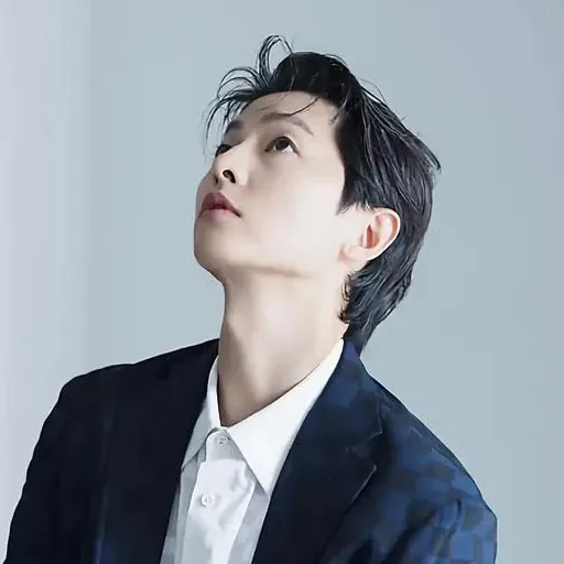 Momen yang diabadikan oleh penggemar Song Joongki