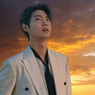 Latest photo of Son Taejin