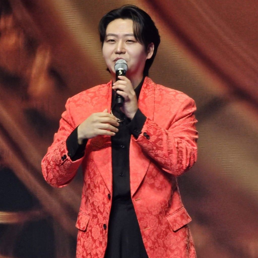 Recent activity shot of Min Soohyun