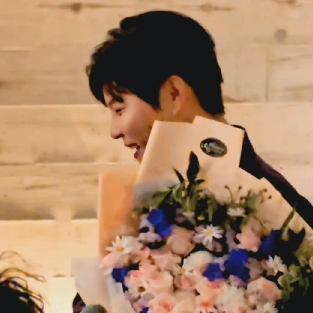 Behind-the-scenes cut of Jin Haesung