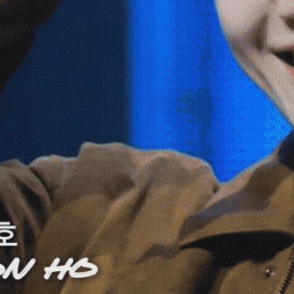 A moment captured by a fan of Kim Seonho