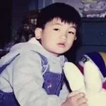 Behind-the-scenes cut of Park Hyungsik