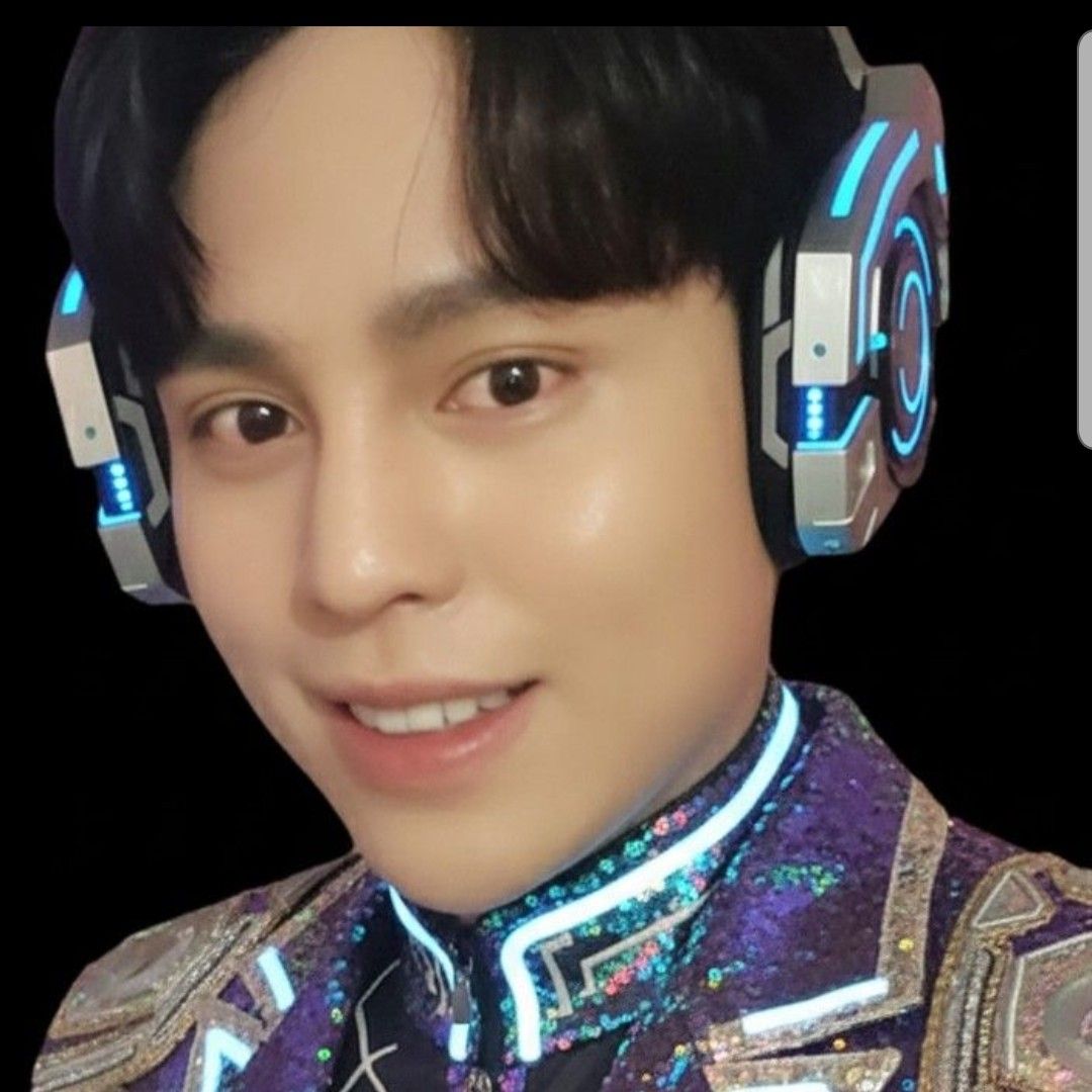 A moment captured by a fan of Mooryong