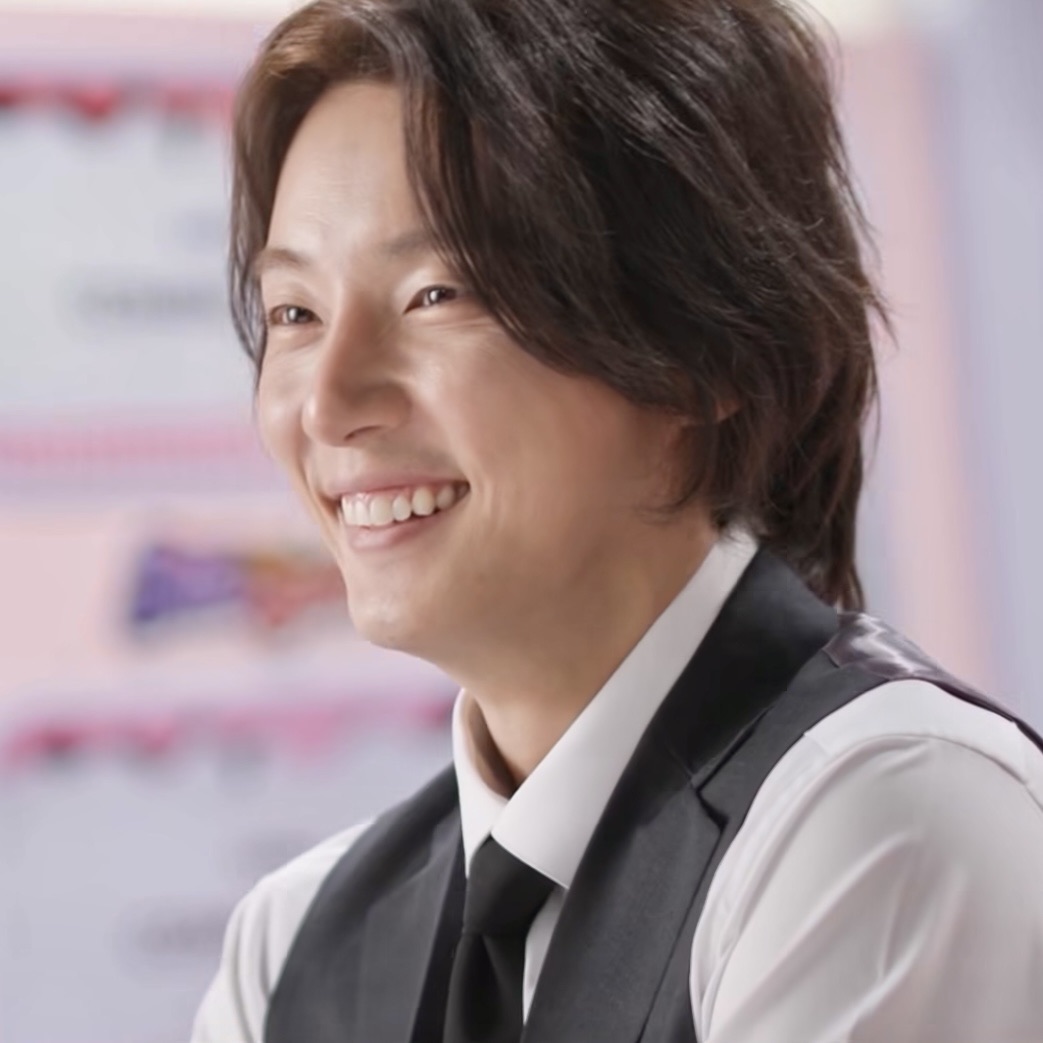Recent activity shot of Yoon Shiyoon