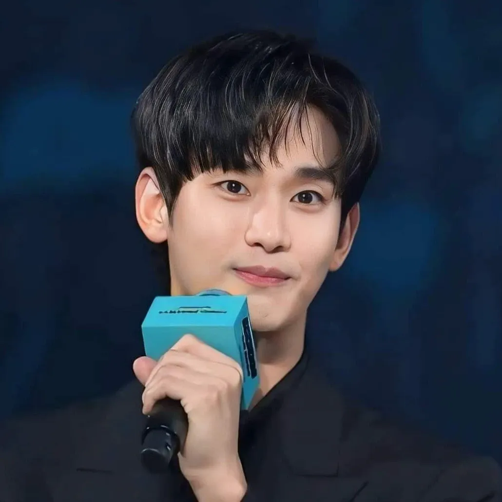 Latest photo of Kim Soohyun