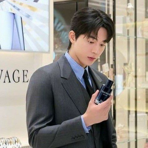 Behind-the-scenes cut of Nam Joohyuk