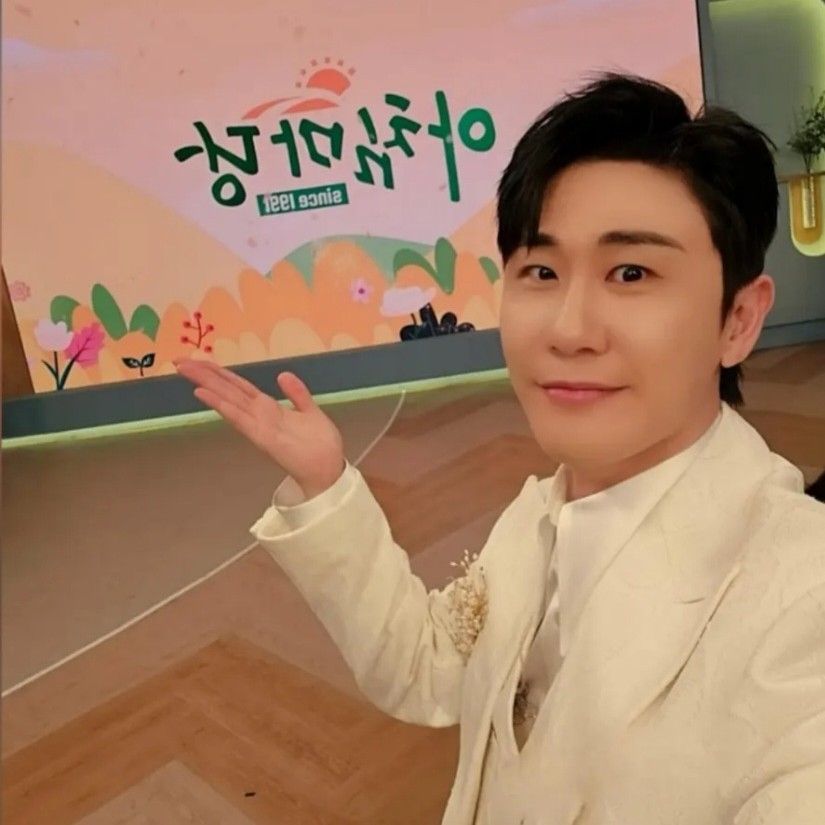 영탁의 비하인드 컷