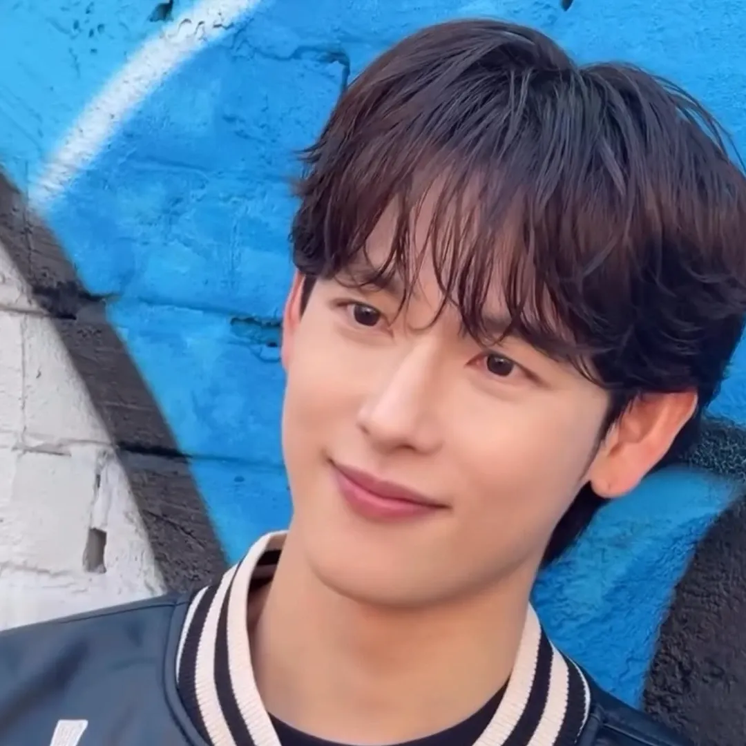 A moment captured by a fan of Yim Siwan