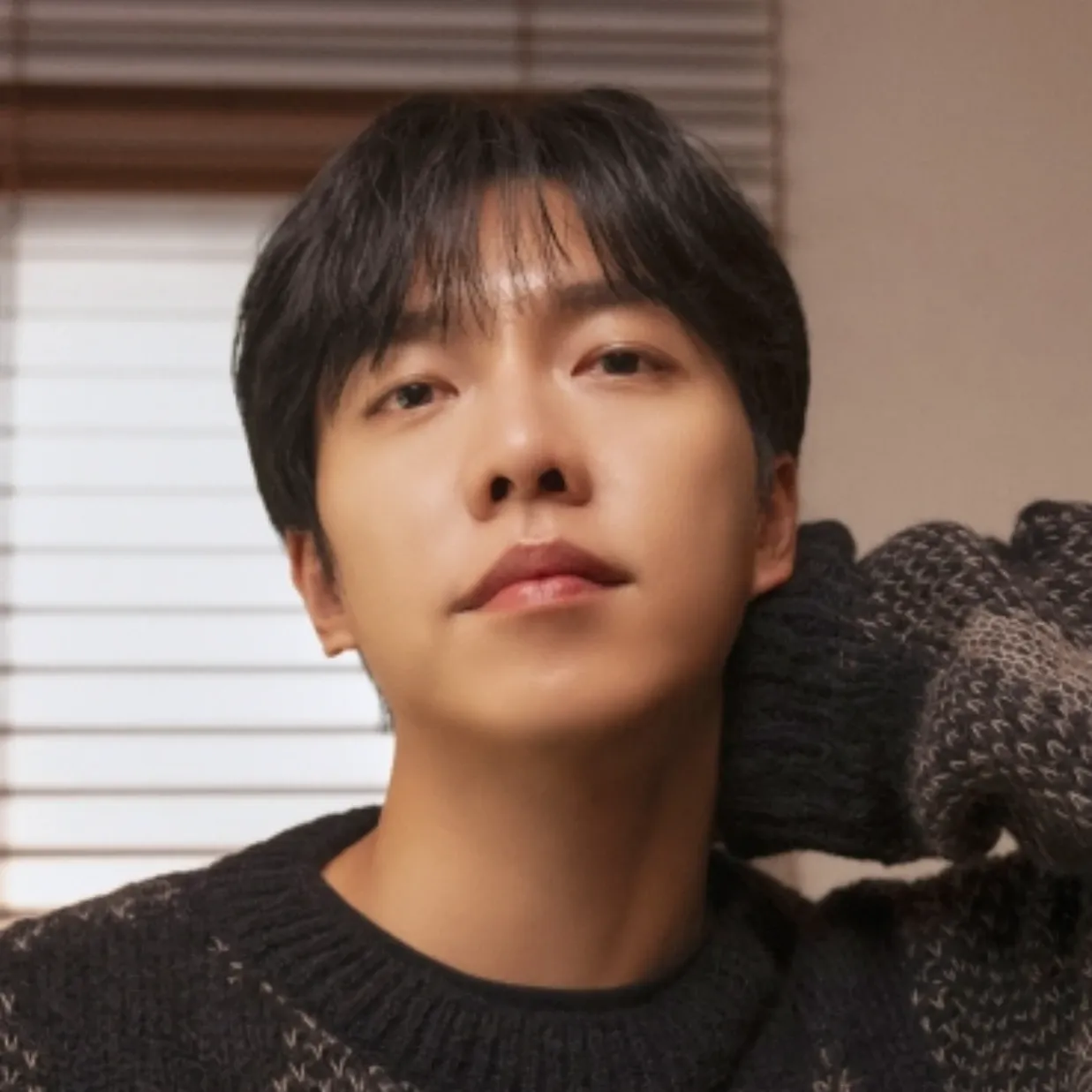 Recent activity shot of Lee Seunggi