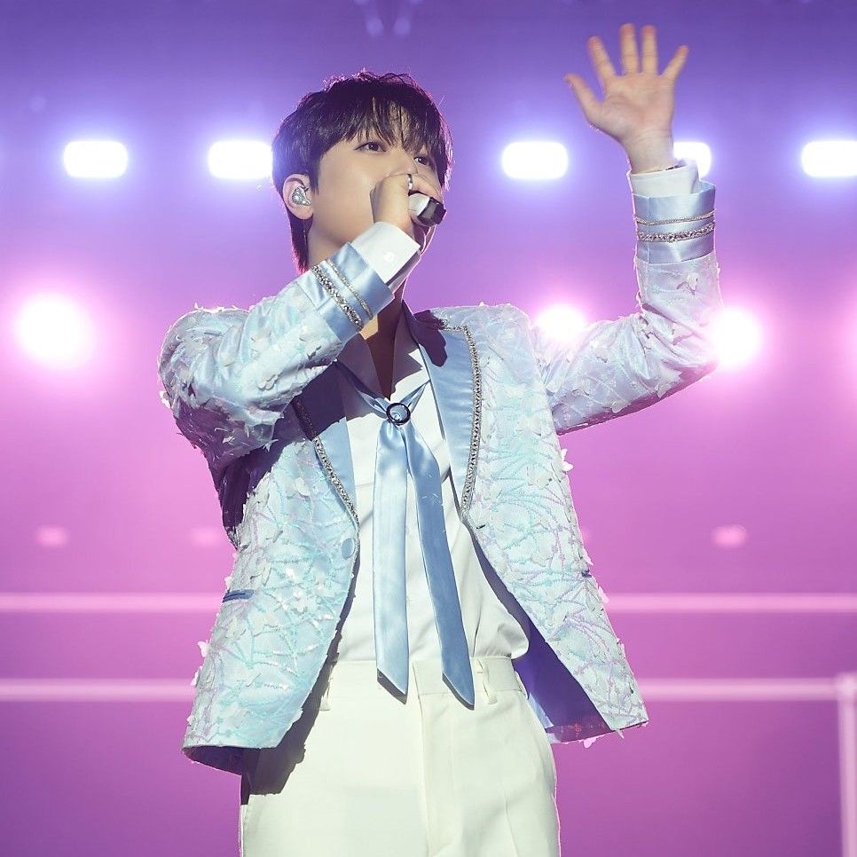 Foto terbaru dari Lee Chanwon