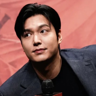 Recent activity shot of Lee Minho