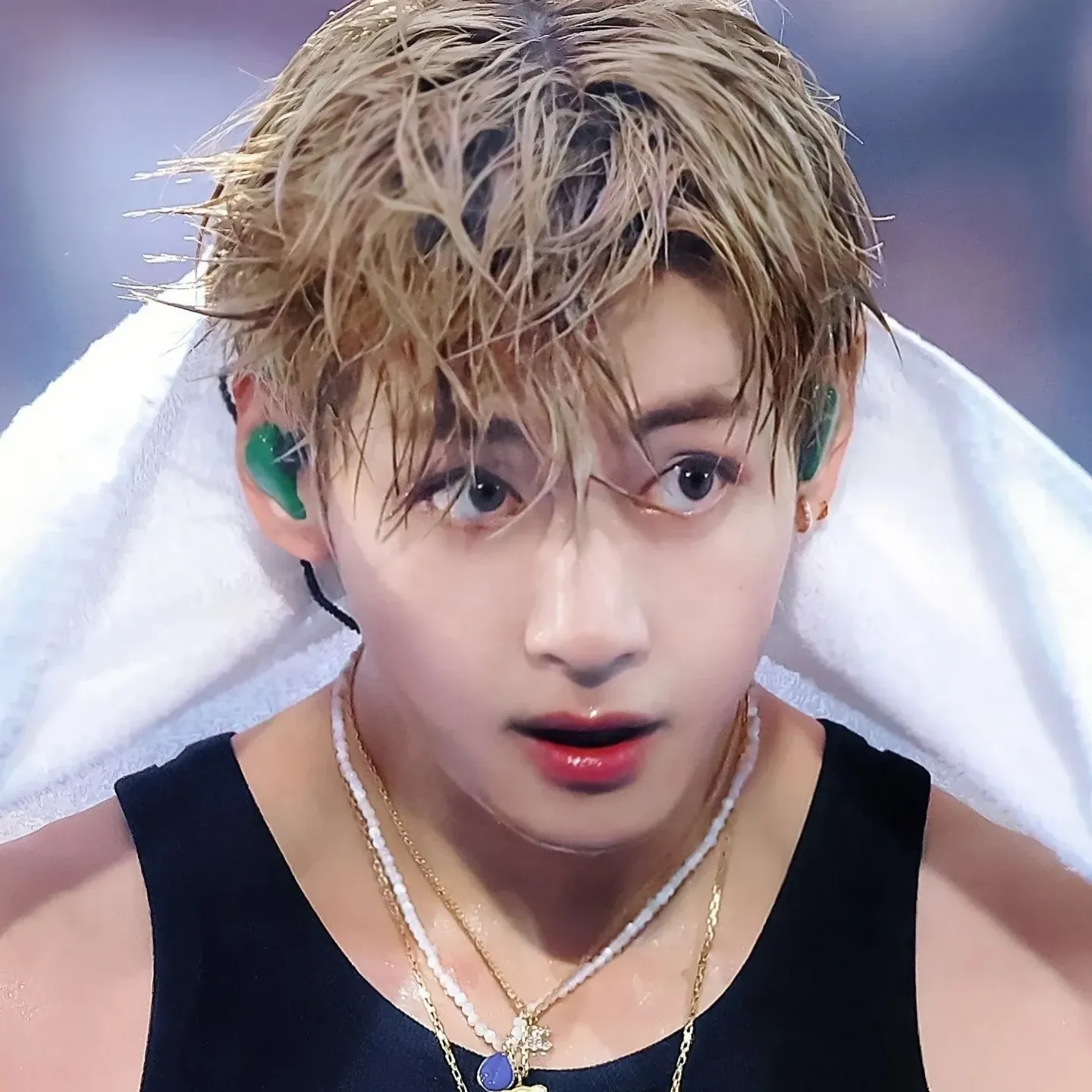 Latest photo of Kim Taehyung (V)