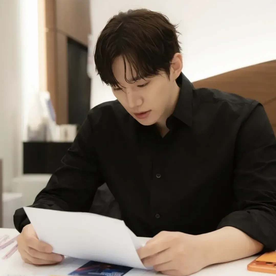 Cuplikan di balik layar dari Lee Junho