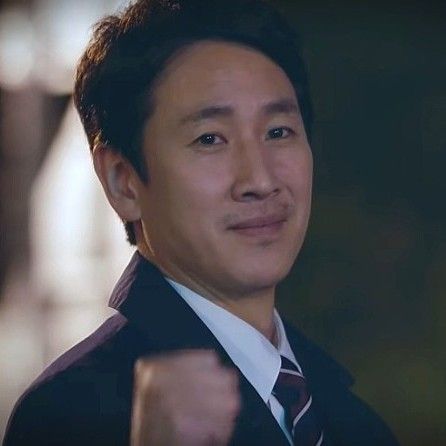 Latest photo of Lee Sunkyun