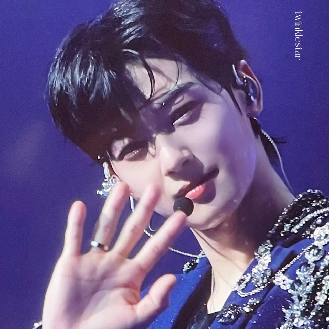 Recent activity shot of Cha Eunwoo