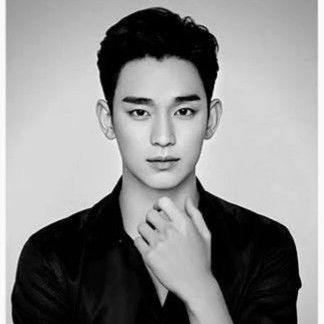 A moment captured by a fan of Kim Soohyun