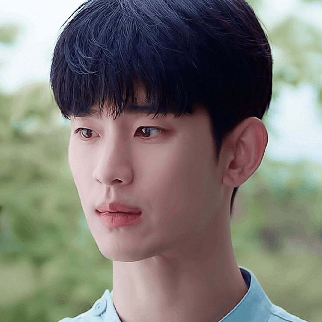 A moment captured by a fan of Kim Soohyun