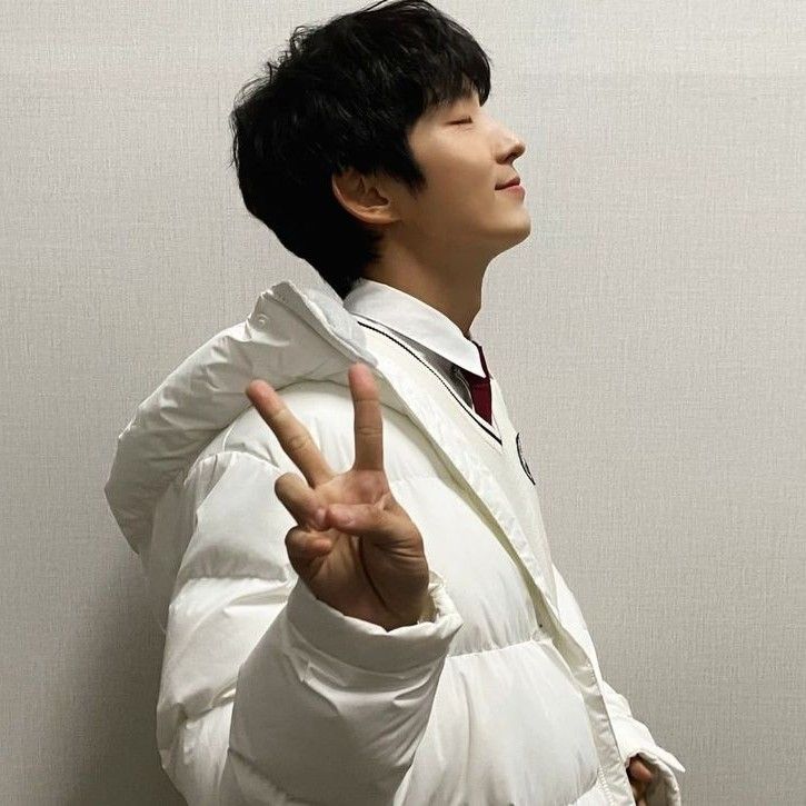 Cuplikan di balik layar dari Lee Joongi