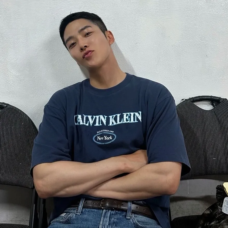 Cuplikan di balik layar dari Rowoon