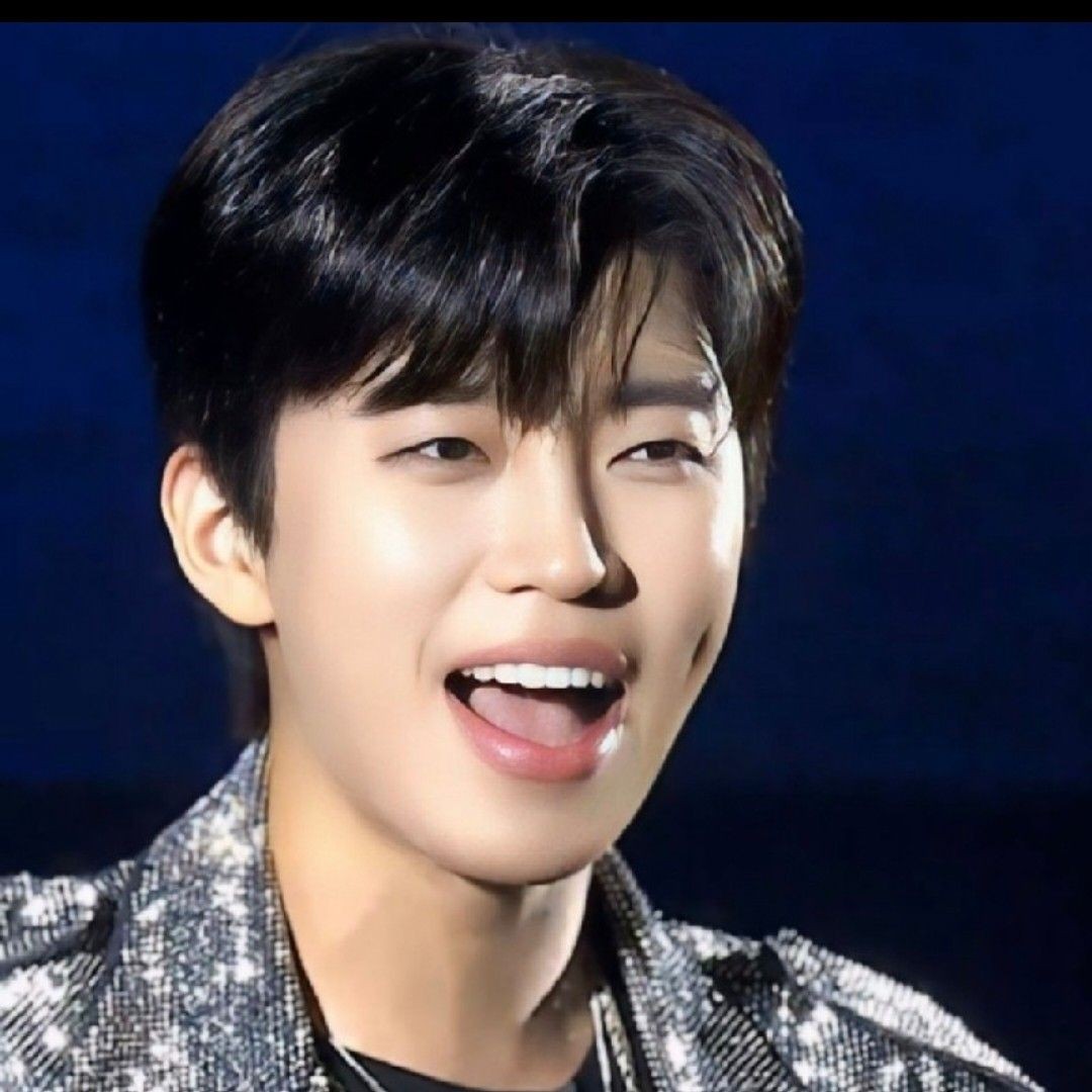 粉丝拍下的林英雄瞬间