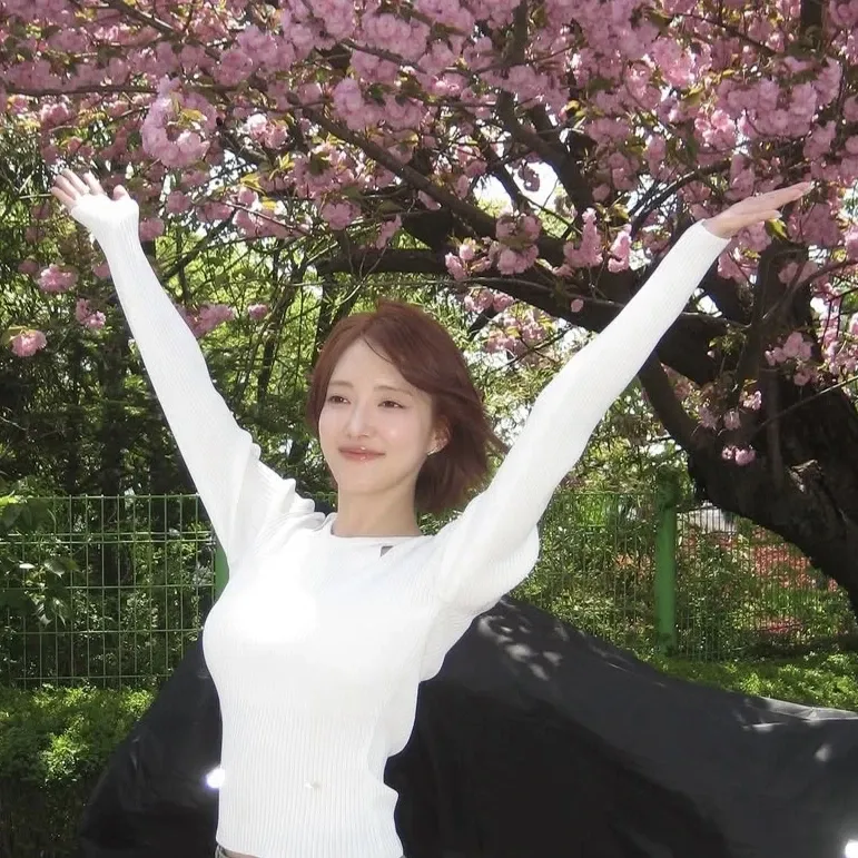 Recent activity shot of Lee Seyoung