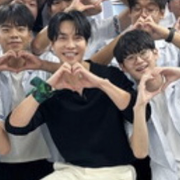 Foto kegiatan terbaru dari Lee Seunggi