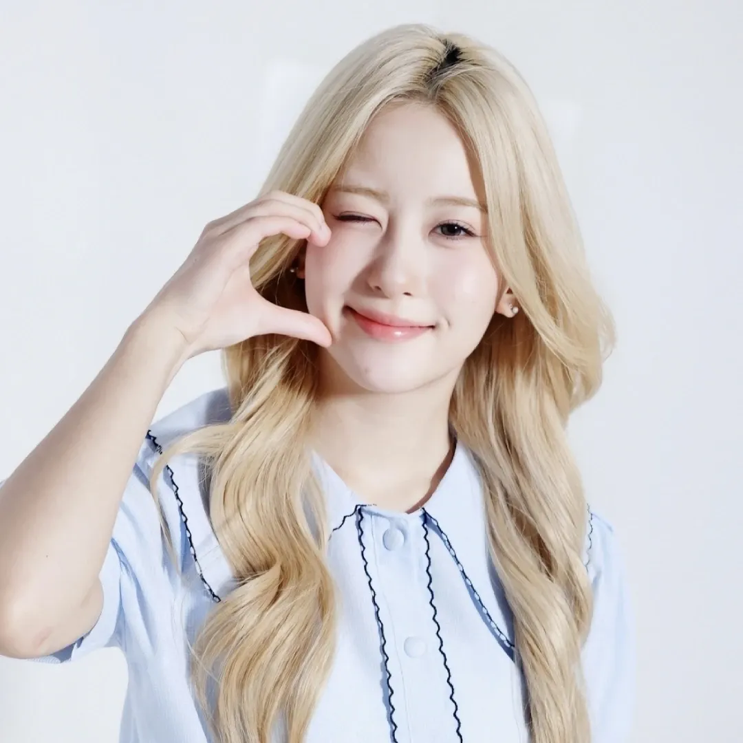 Latest photo of Oh Yujin
