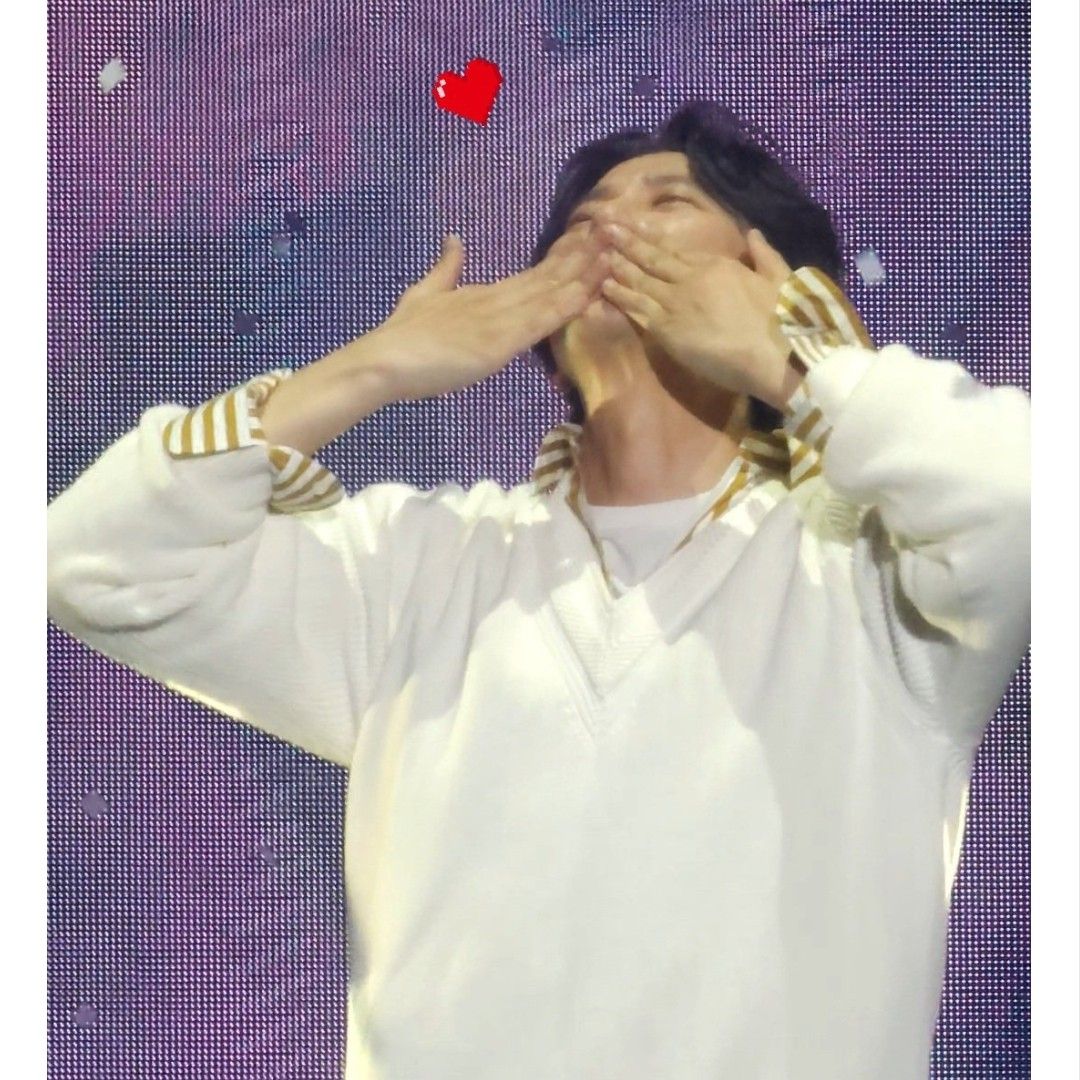 Behind-the-scenes cut of Kim Namgil