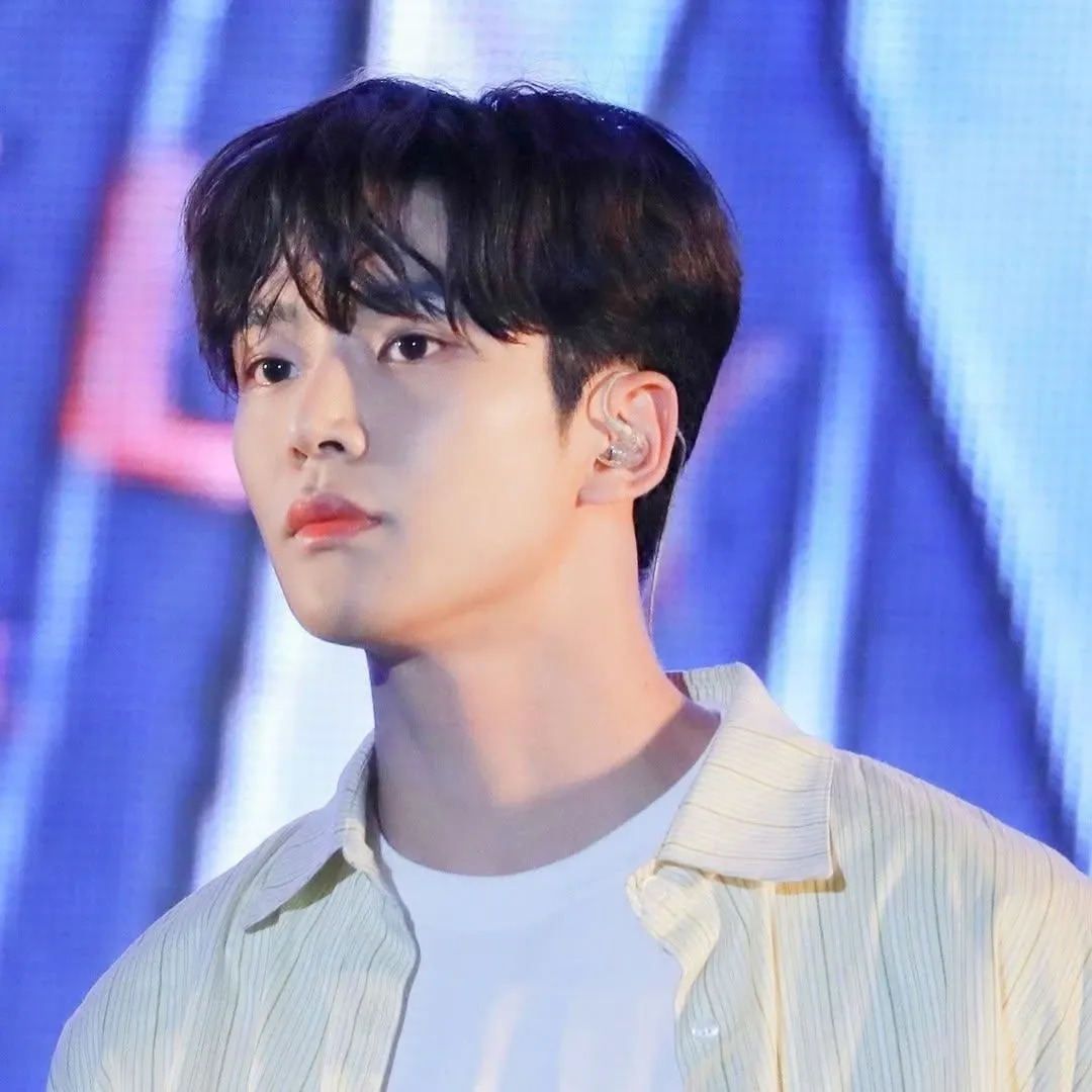 Cuplikan di balik layar dari Rowoon
