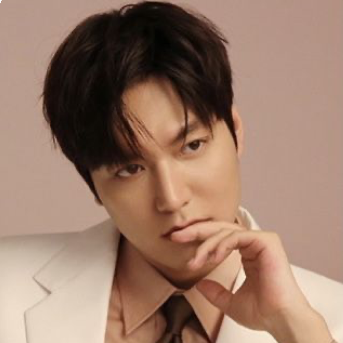 李敏鎬的最新照片