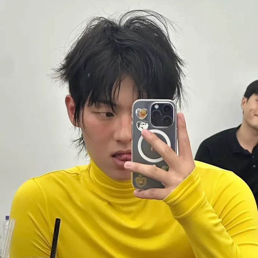 Momen yang diabadikan oleh penggemar Choi Hyunwook