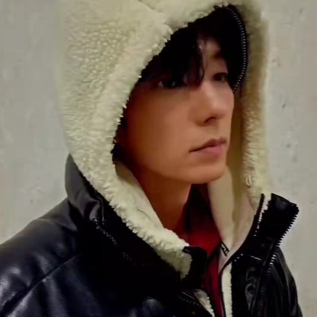 Recent activity shot of Lee Joongi