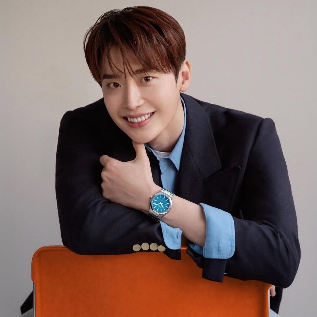 Latest photo of Lee Jongsuk