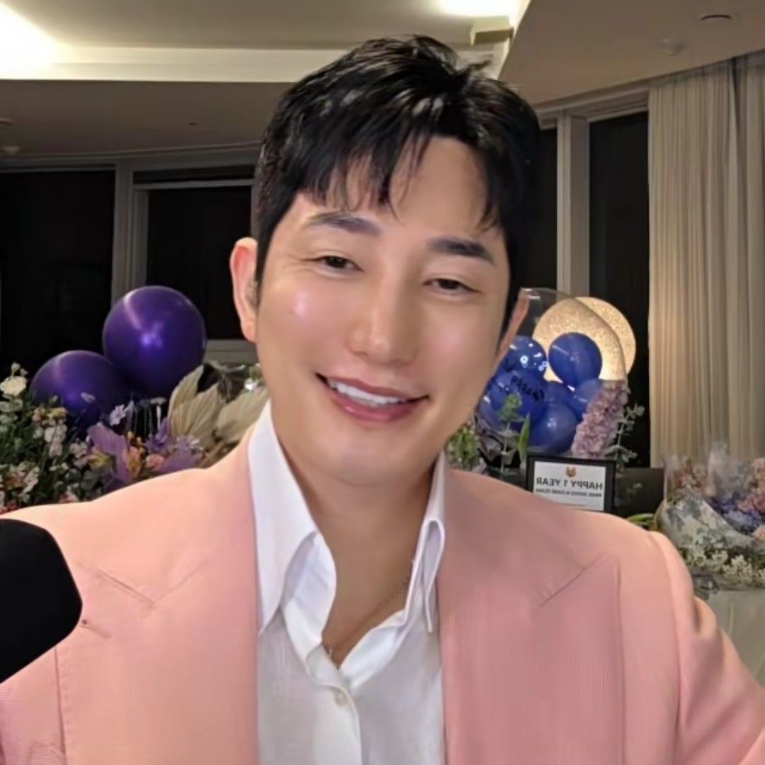 Recent activity shot of Park Sihoo
