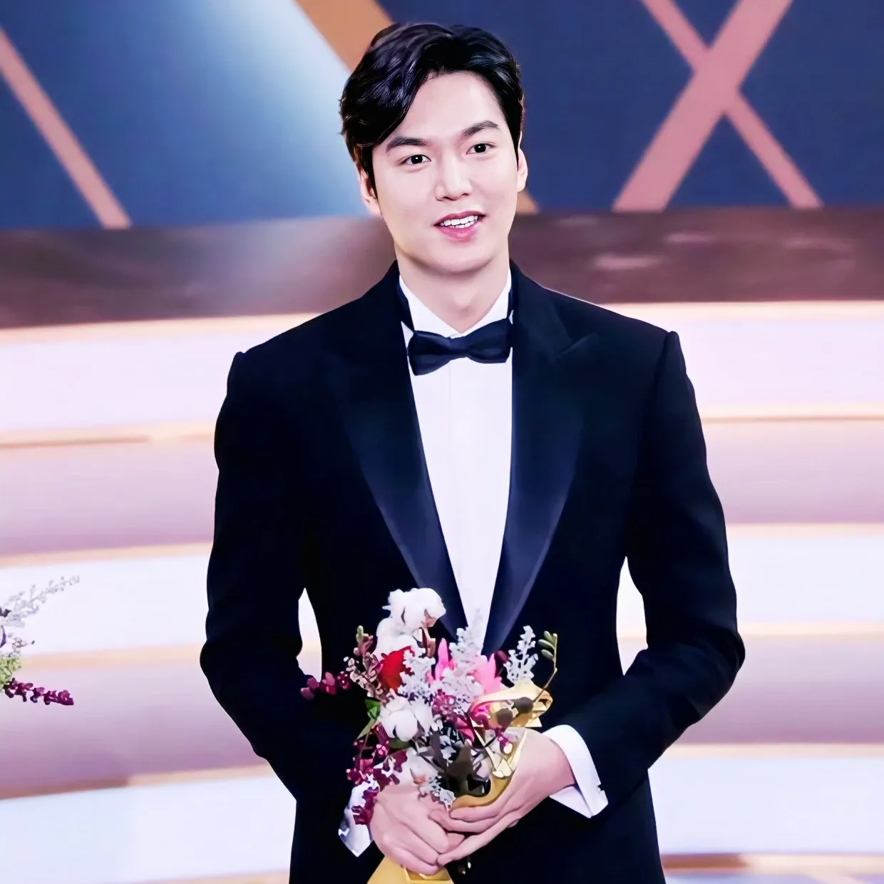 Recent activity shot of Lee Minho