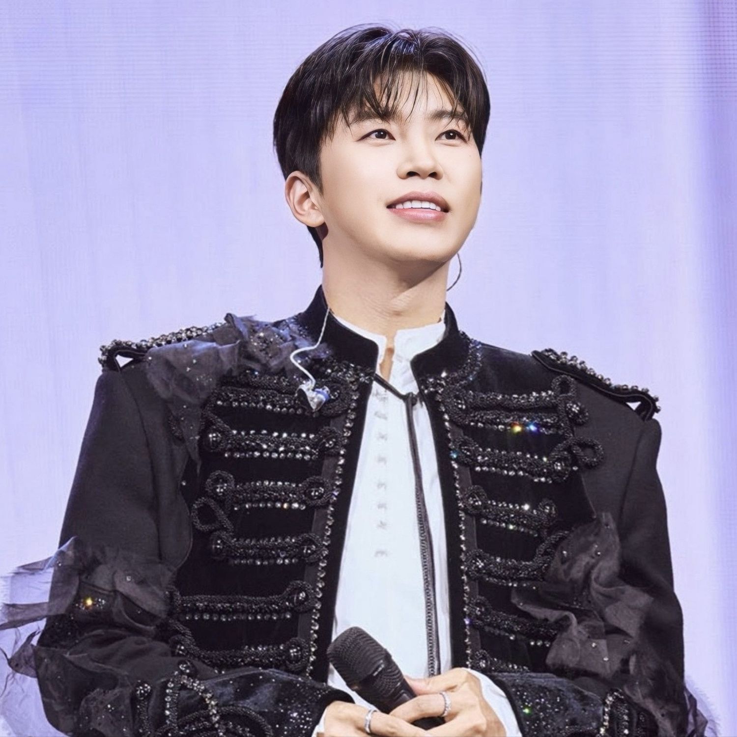 Behind-the-scenes cut of Lim Youngwoong