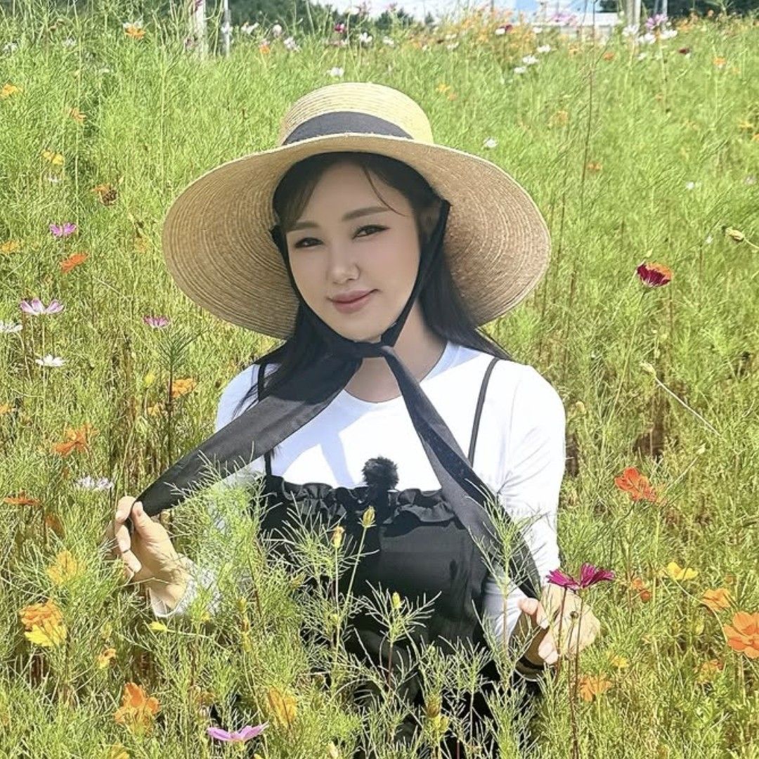 송가인 최근 활동샷