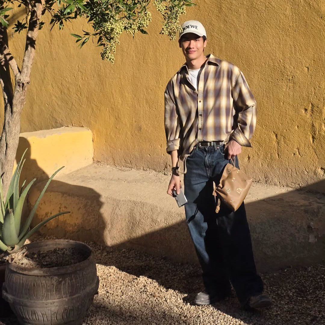 Latest photo of Tay Tawan Vihokratana