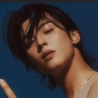 Latest photo of Cha Eunwoo