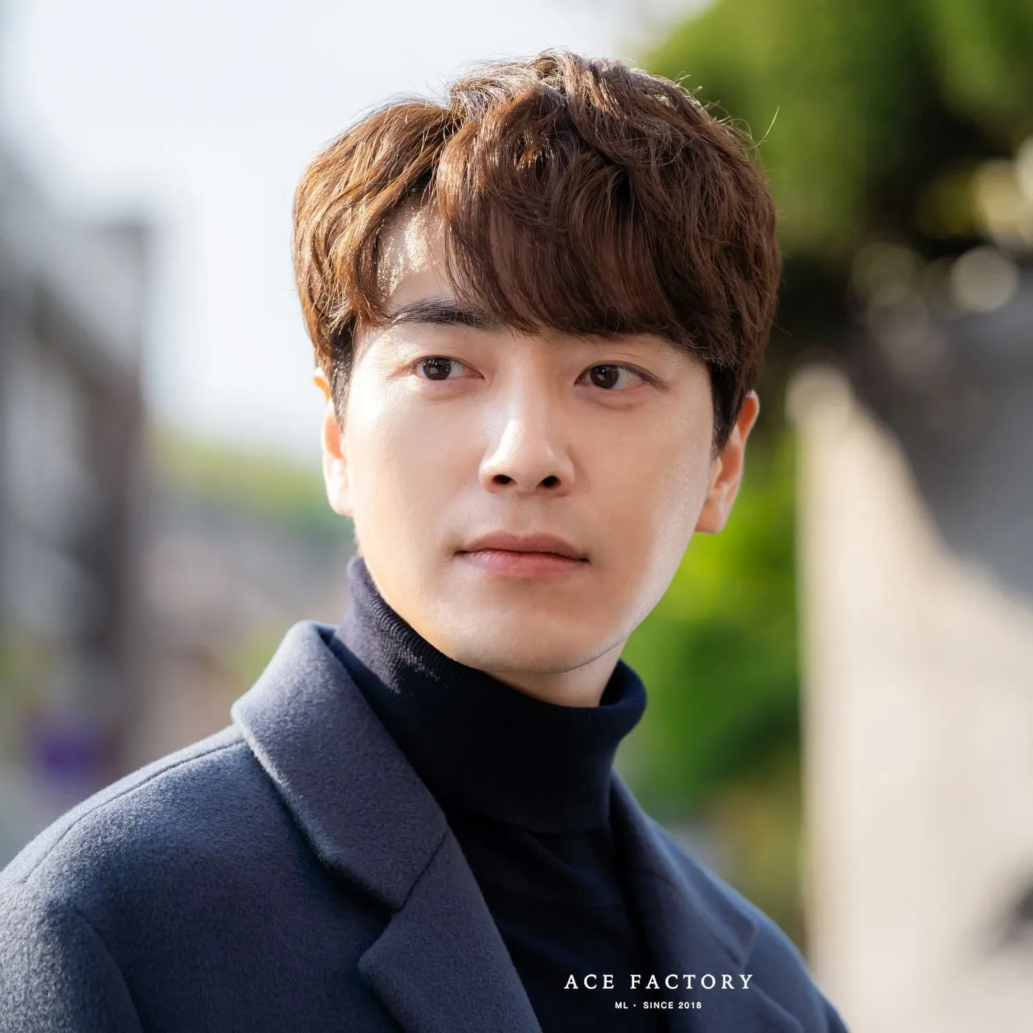 A moment captured by a fan of Lee Joonhyuk