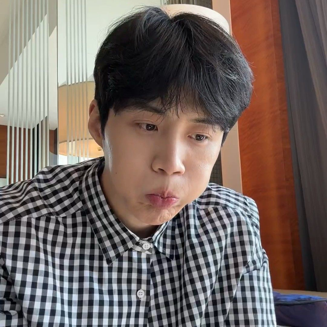 Recent activity shot of Kim Seonho