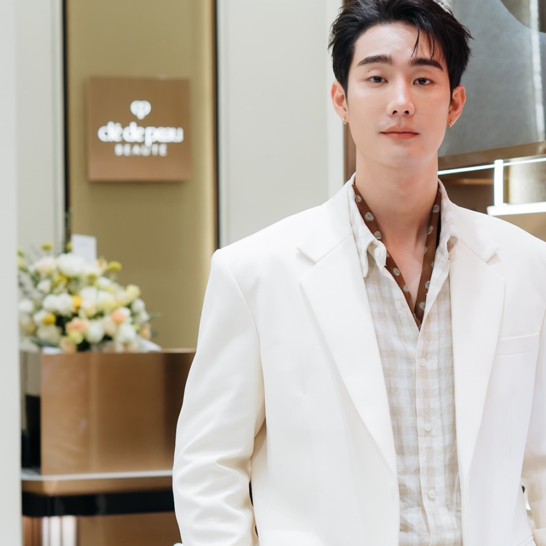 Latest photo of Force Jiratchapong Srisang