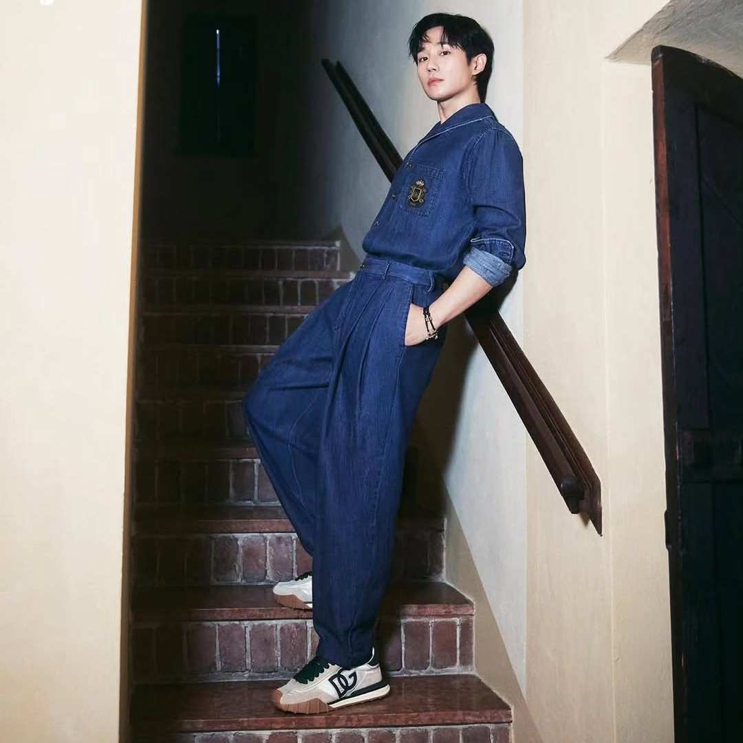 정해인 최근 활동샷