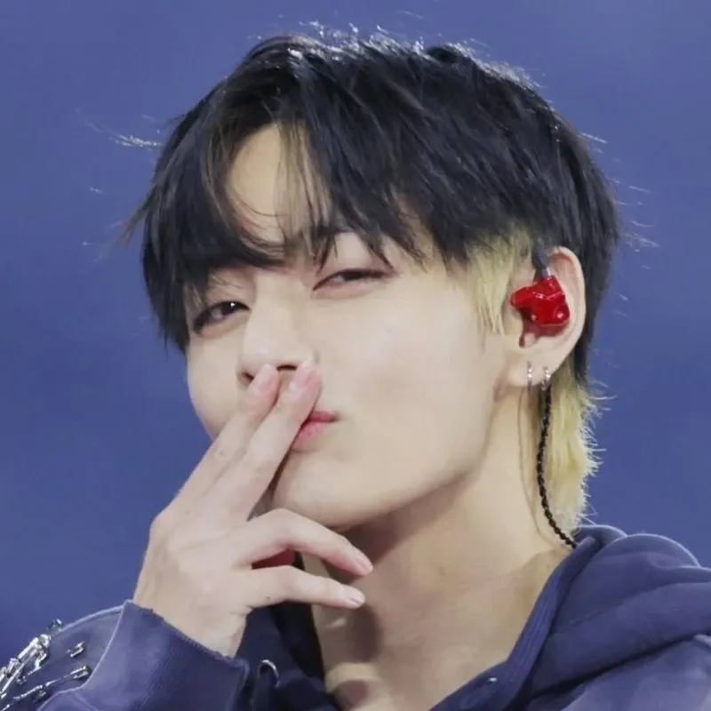 A moment captured by a fan of Kim Taehyung (V)