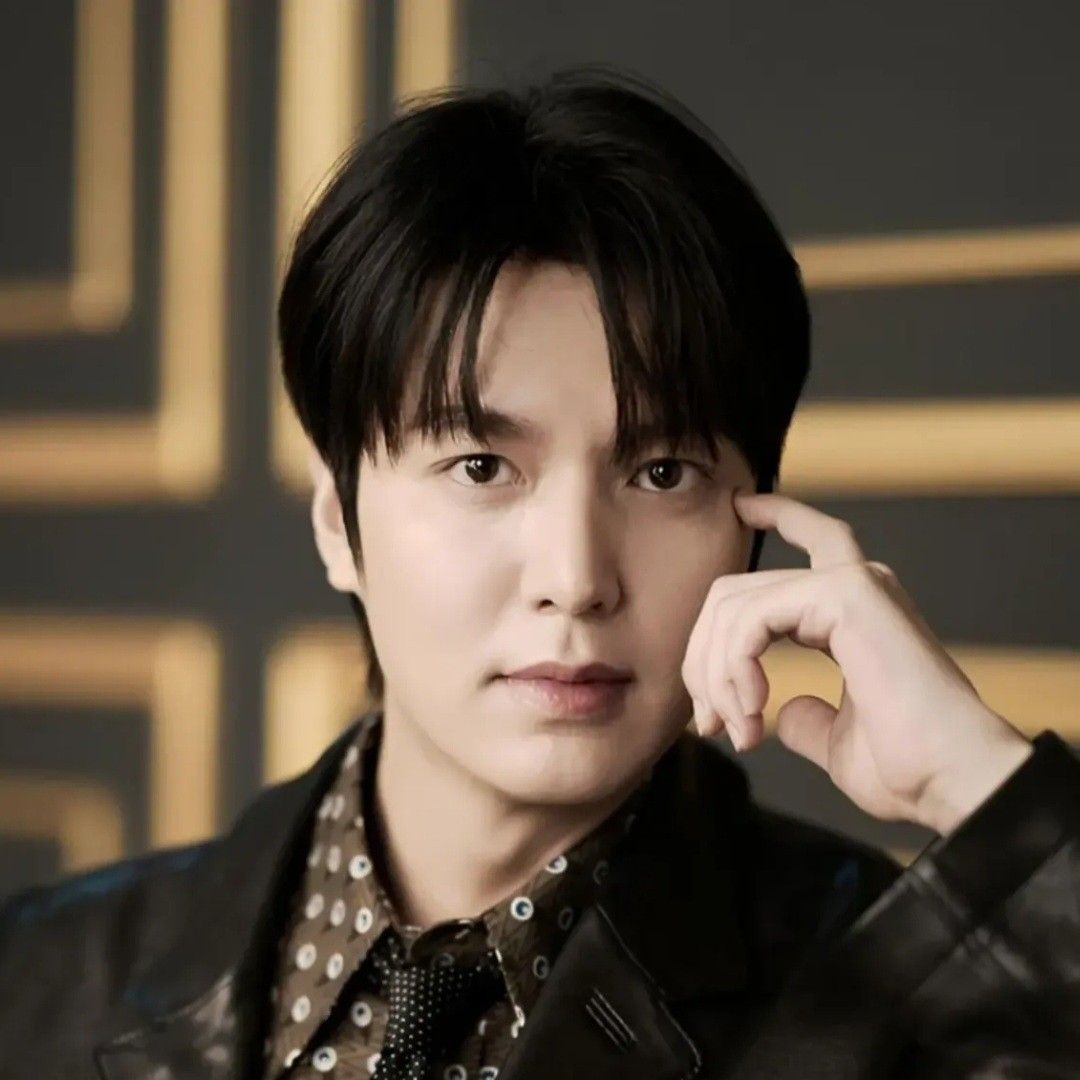 Latest photo of Lee Minho