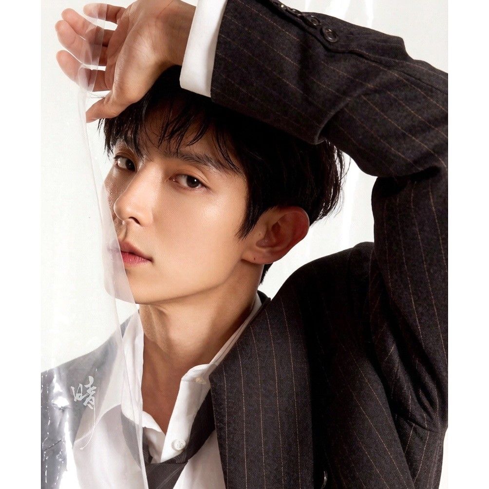 Recent activity shot of Lee Joongi