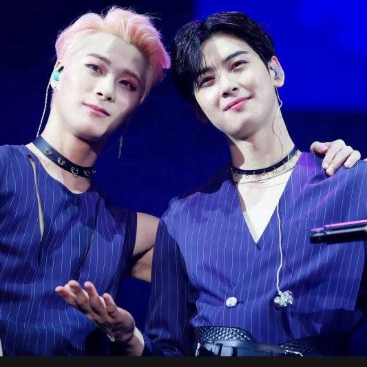 A moment captured by a fan of Cha Eunwoo