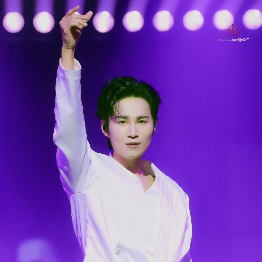 Momen yang diabadikan oleh penggemar Kim Heejae