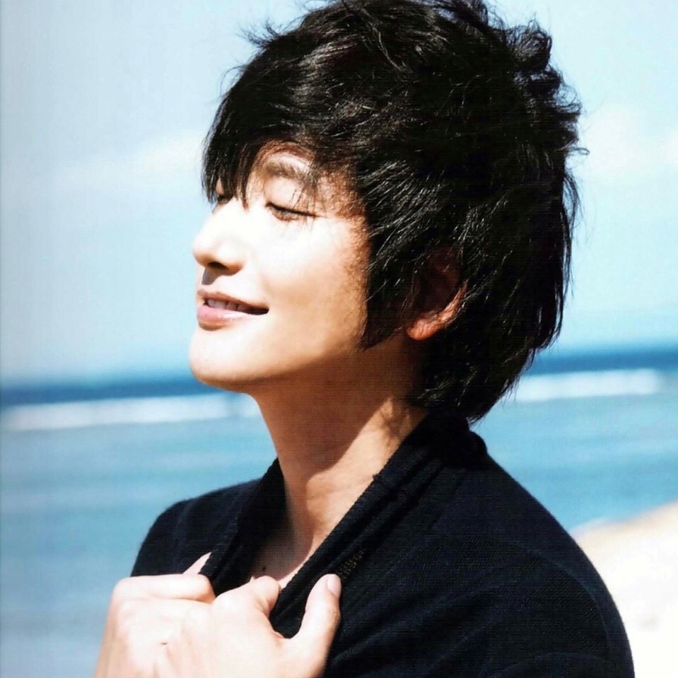 Recent activity shot of Park Sihoo