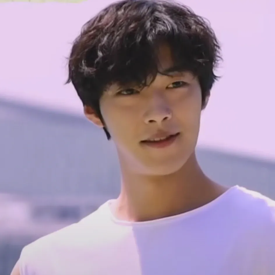 Latest photo of Woo Dohwan